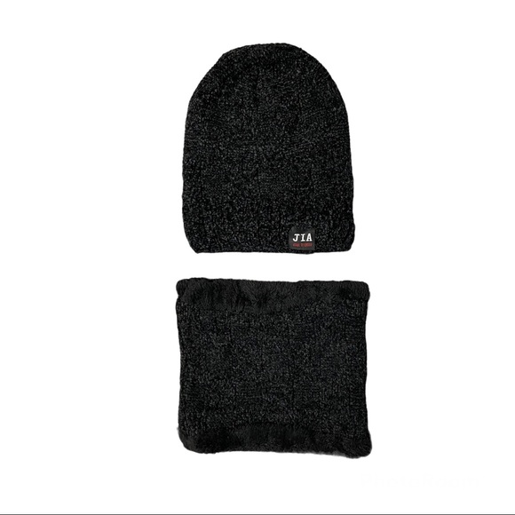 New Winter Beanie Hat & Neck Warmer Set Fleece Lined Unisex Dark Gray One Size - Picture 1 of 7